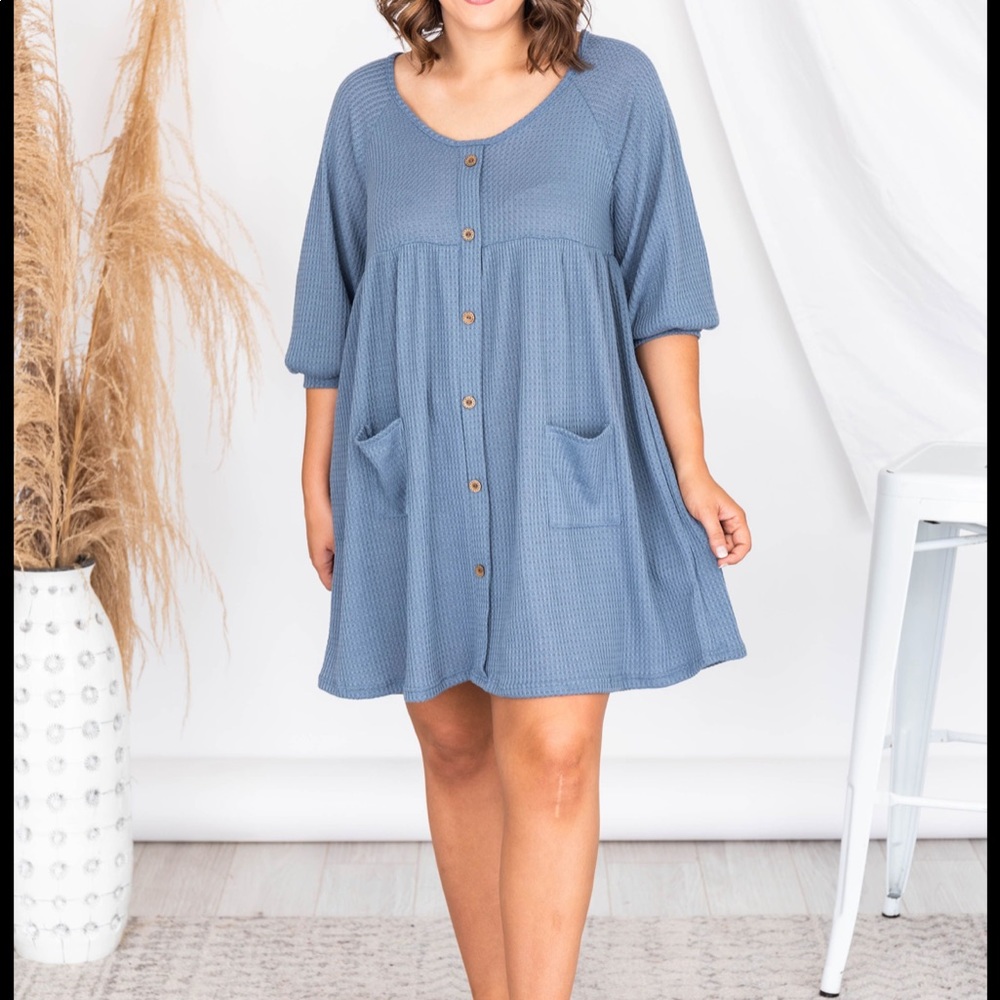 Pink Lily Dress- Size Medium (worn once) Waffle Knot Dress